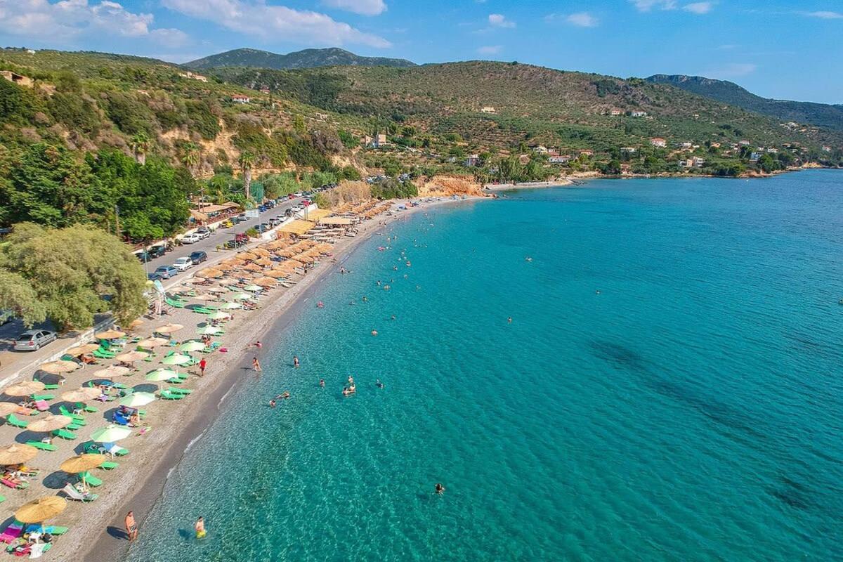 Kalamata'S Spacious Getaway-Taygetos Amazing View 外观 照片